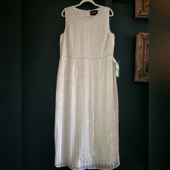 NWT Mac Duggal 70260 White Striped Beaded Floral Embellish Sleeveless Midi Dress - Picture 2 of 16